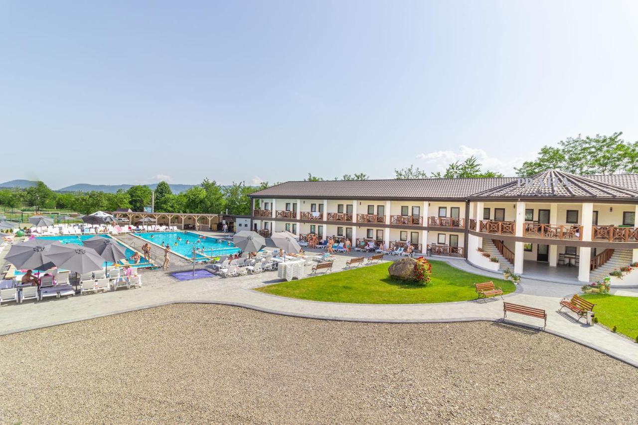 Praha Hotel Solotvyno Bagian luar foto