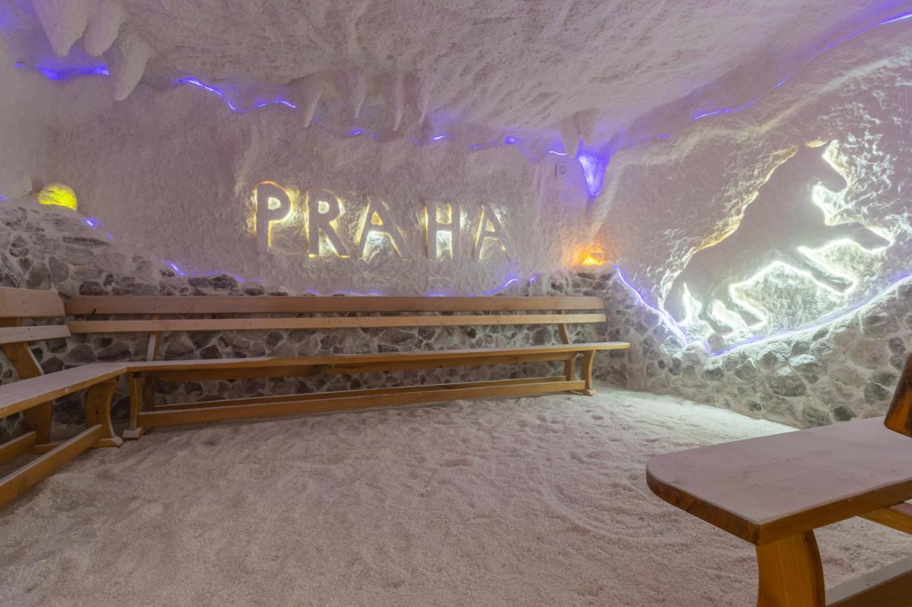 Praha Hotel Solotvyno Bagian luar foto