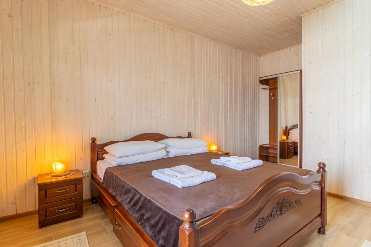Praha Hotel Solotvyno Bagian luar foto