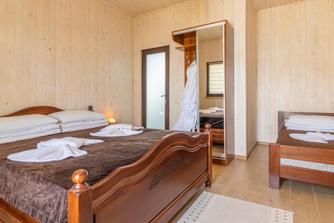 Praha Hotel Solotvyno Bagian luar foto